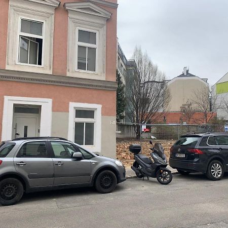 Apartament Modern Flat With Parking Space Wiedeń Zewnętrze zdjęcie