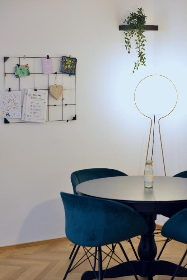 Apartament Modern Flat With Parking Space Wiedeń Zewnętrze zdjęcie