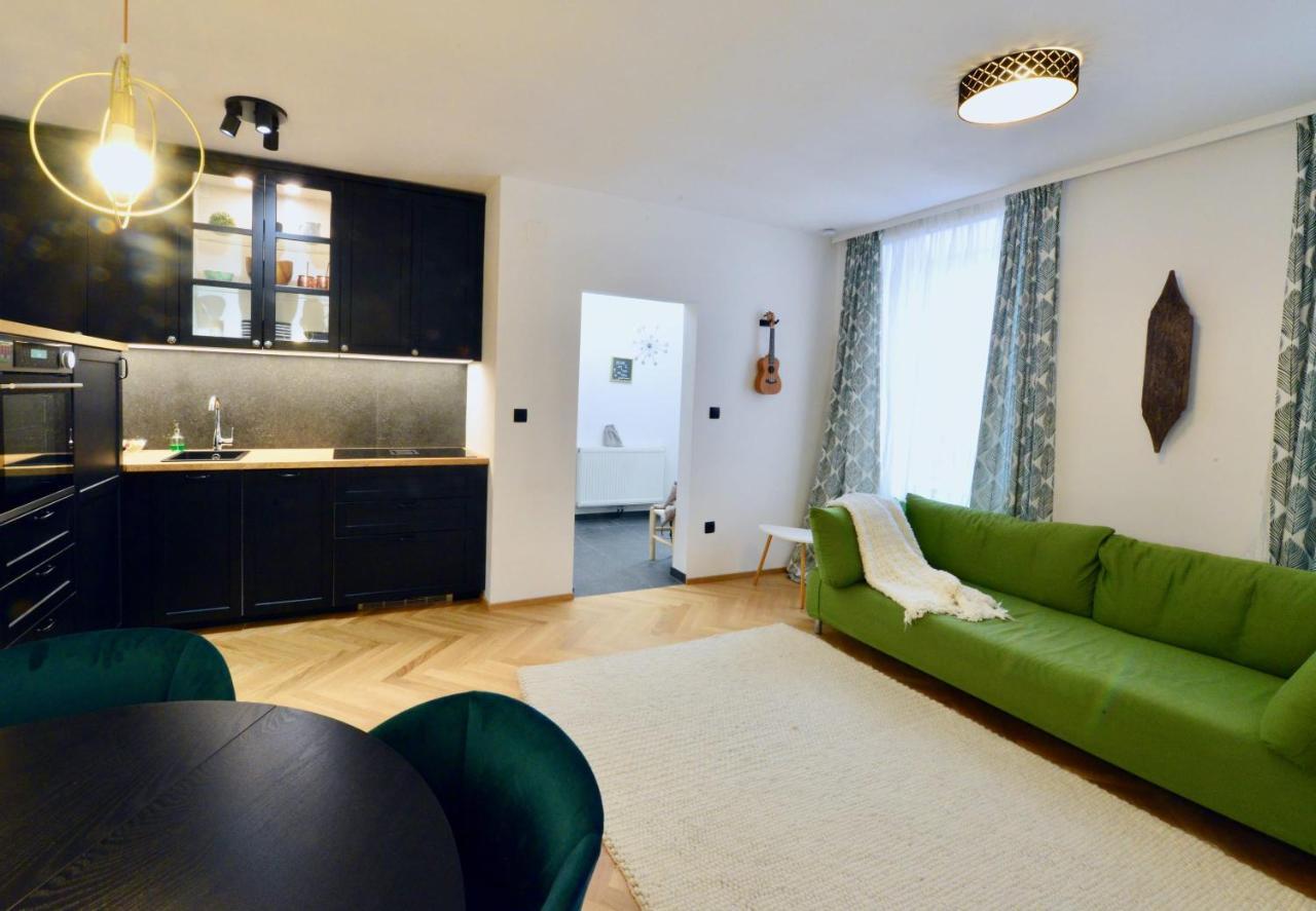 Apartament Modern Flat With Parking Space Wiedeń Zewnętrze zdjęcie