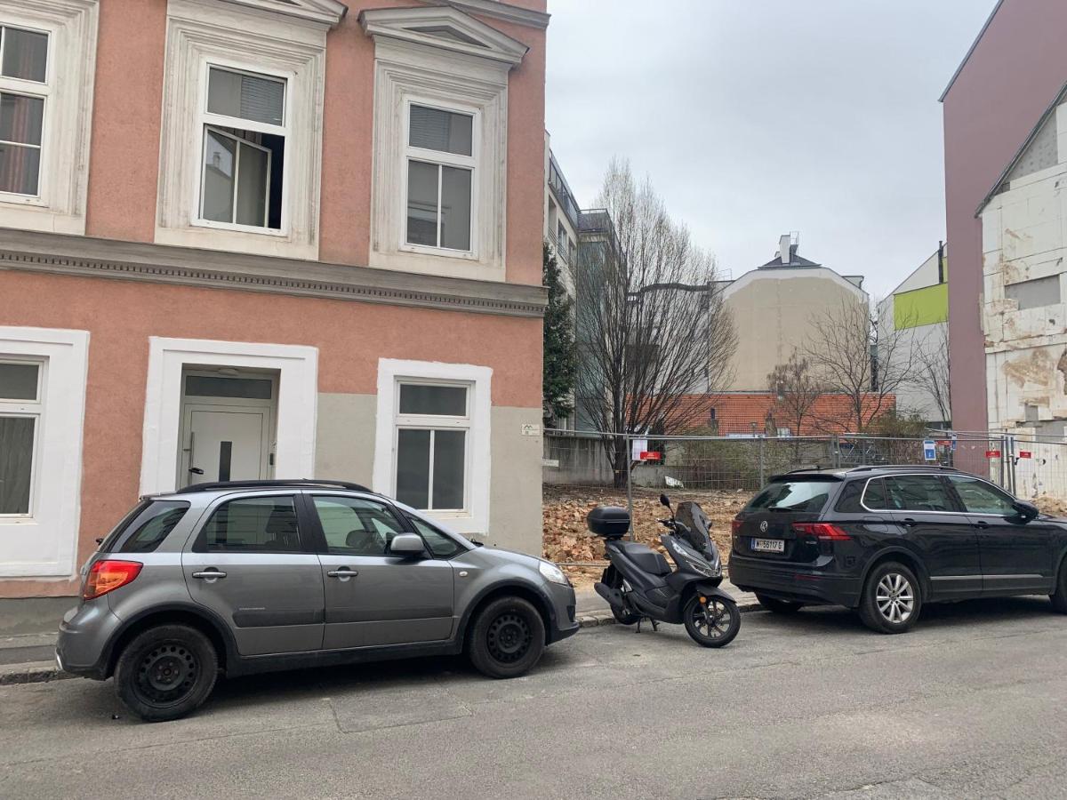 Apartament Modern Flat With Parking Space Wiedeń Zewnętrze zdjęcie